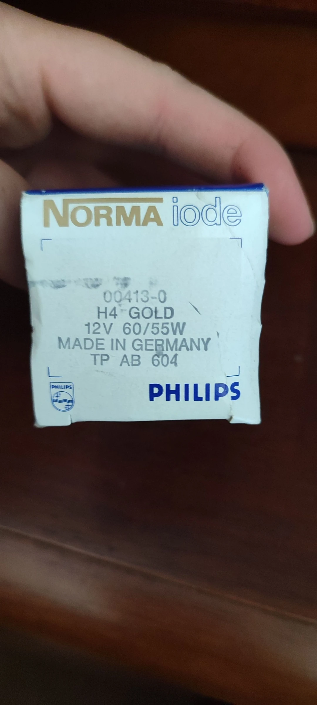 Bombilla halógena Philips Norma yodo H4 Gold 12V 60/55W – photo 3